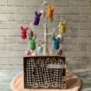 Black & White Buffalo Checkered 6ft. Bunny Garland